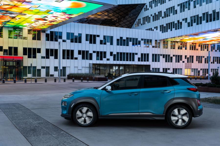  Hyundai Kona Electric 2018 года  (WW) (фото 20 из 48)